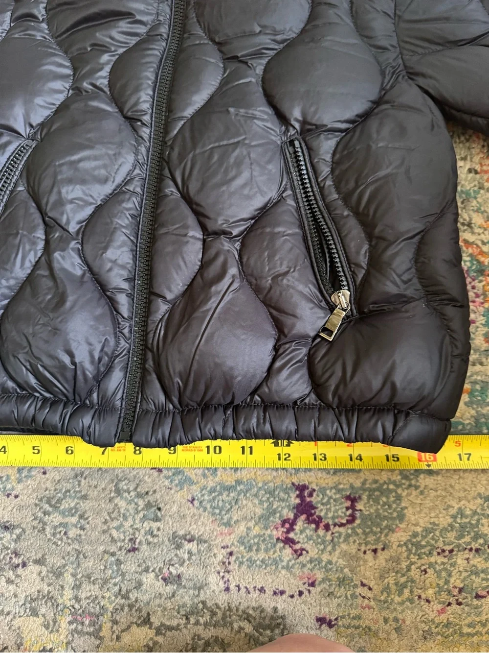 Moncler Black Quilted Anthony Hooded Puffer Jacket size 8 Youth
